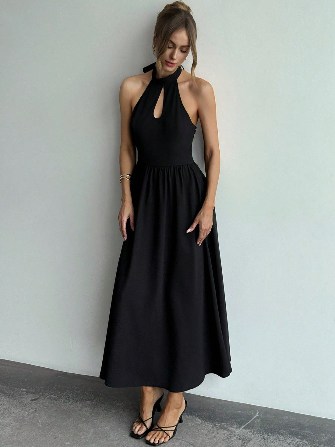 Black Halter-Neck Maxi Dress with Keyhole Neckline & Open Back