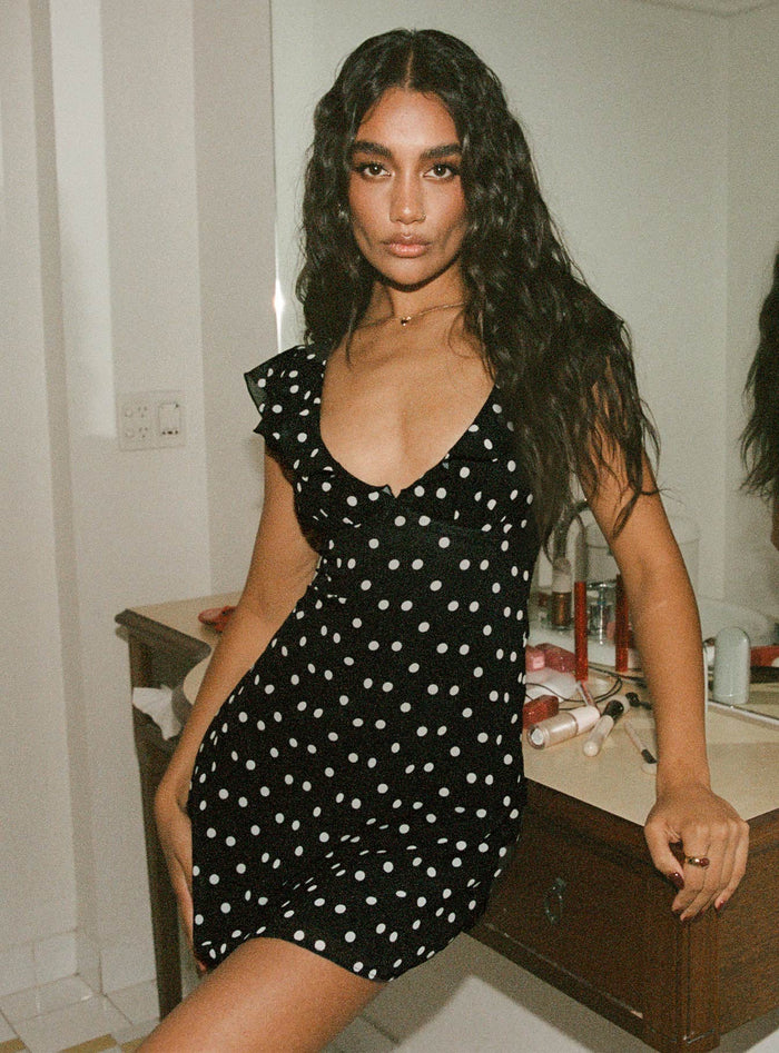 Women Black Polka Dot V-Neck Mini Dress with Flutter Sleeves